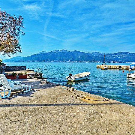Kjara Apartments Tivat Eksteriør bilde