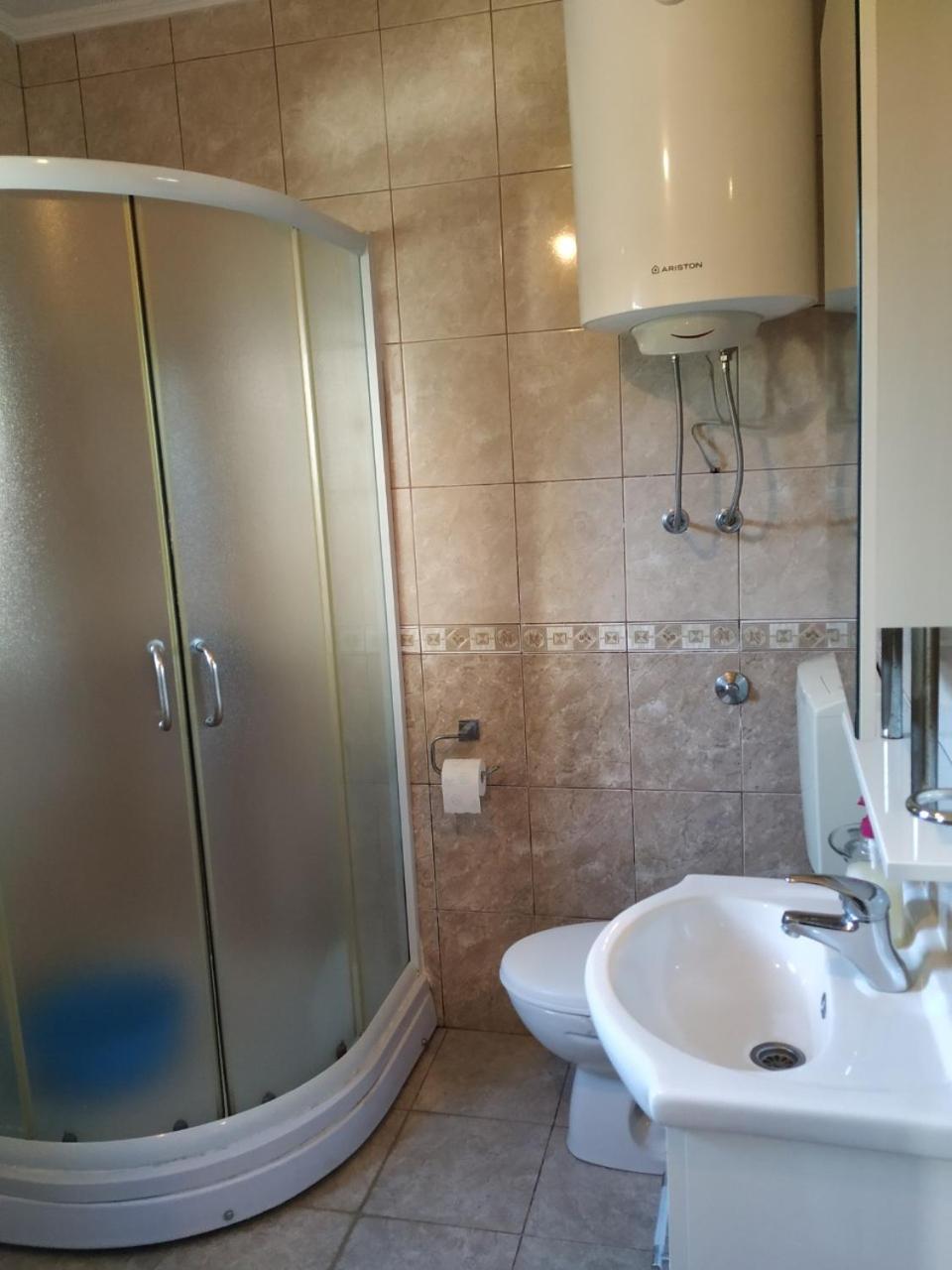 Kjara Apartments Tivat Eksteriør bilde