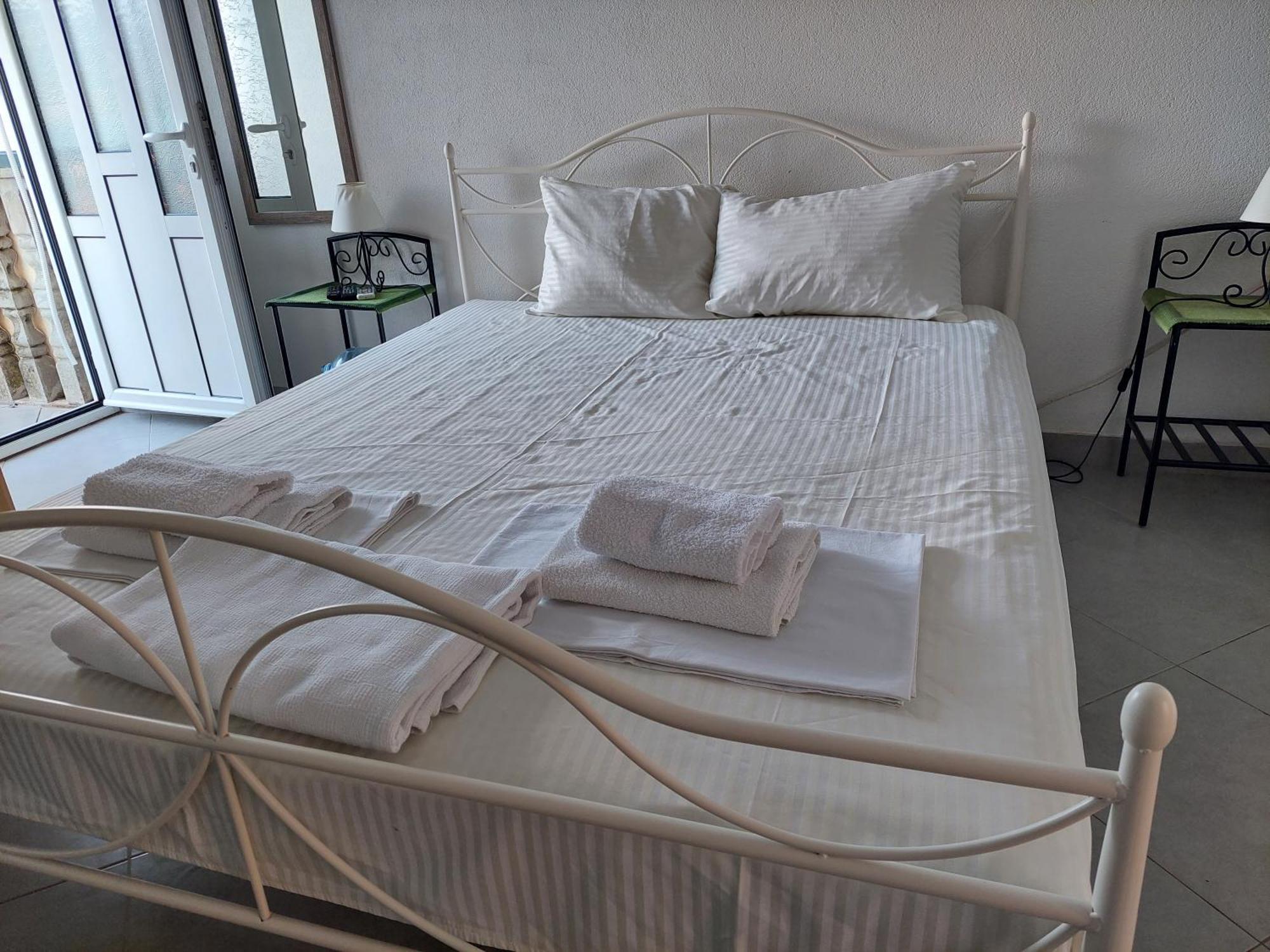 Kjara Apartments Tivat Eksteriør bilde