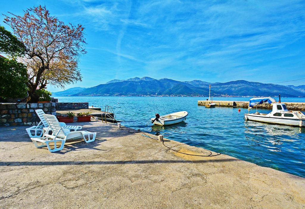 Kjara Apartments Tivat Eksteriør bilde