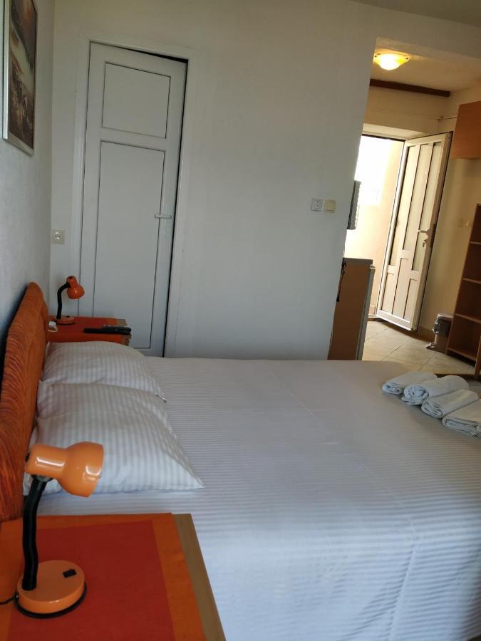 Kjara Apartments Tivat Eksteriør bilde