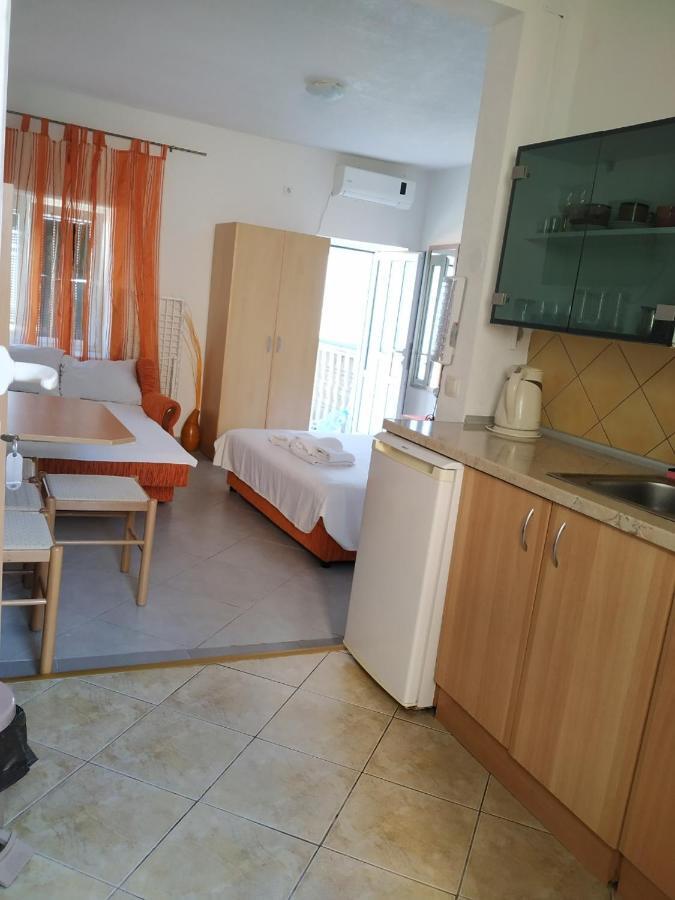 Kjara Apartments Tivat Eksteriør bilde