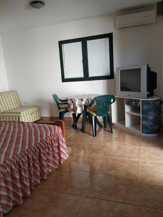 Kjara Apartments Tivat Eksteriør bilde