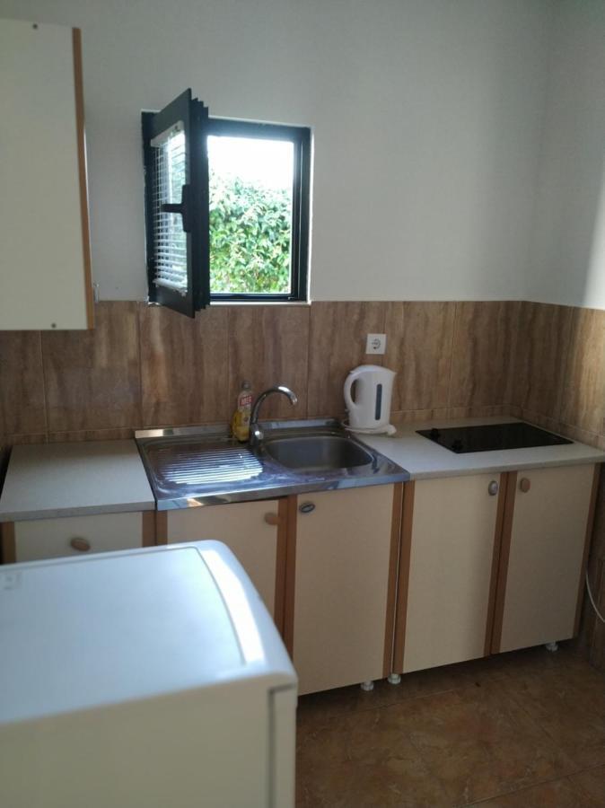 Kjara Apartments Tivat Eksteriør bilde